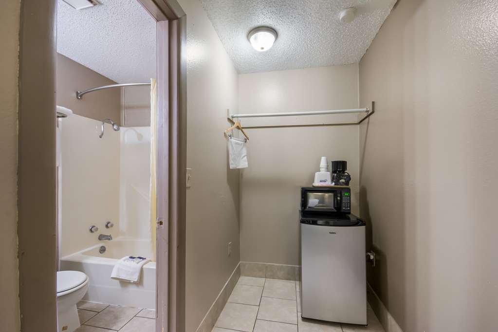Americas Best Value Inn Woodward At 8Th St Pokój zdjęcie