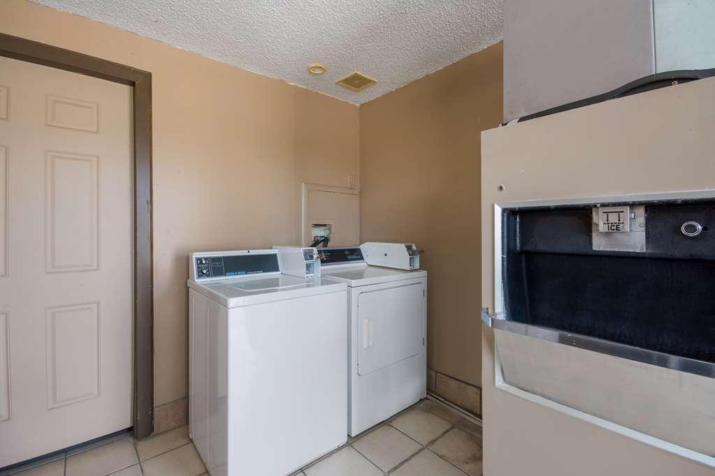 Americas Best Value Inn Woodward At 8Th St Udogodnienia zdjęcie
